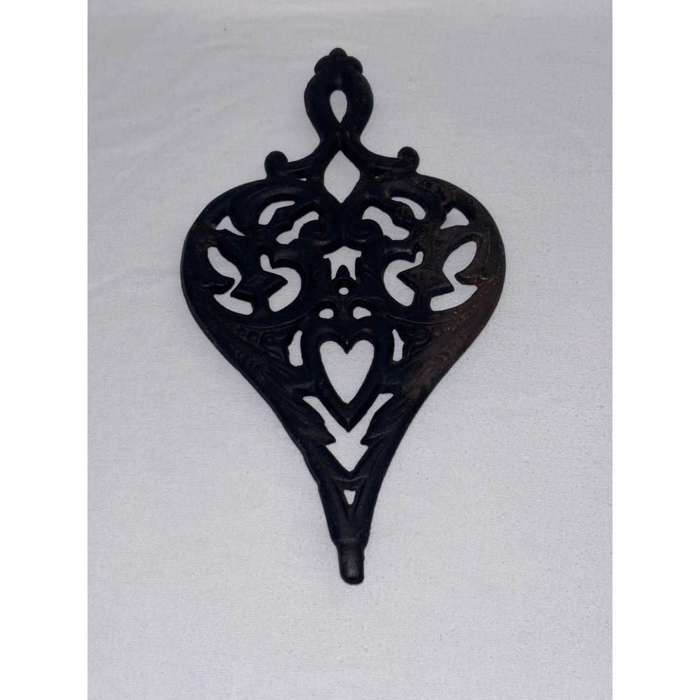 Vintage Wilton Cast Iron Heart Trivet Folk Art Star Scroll Wall Decor